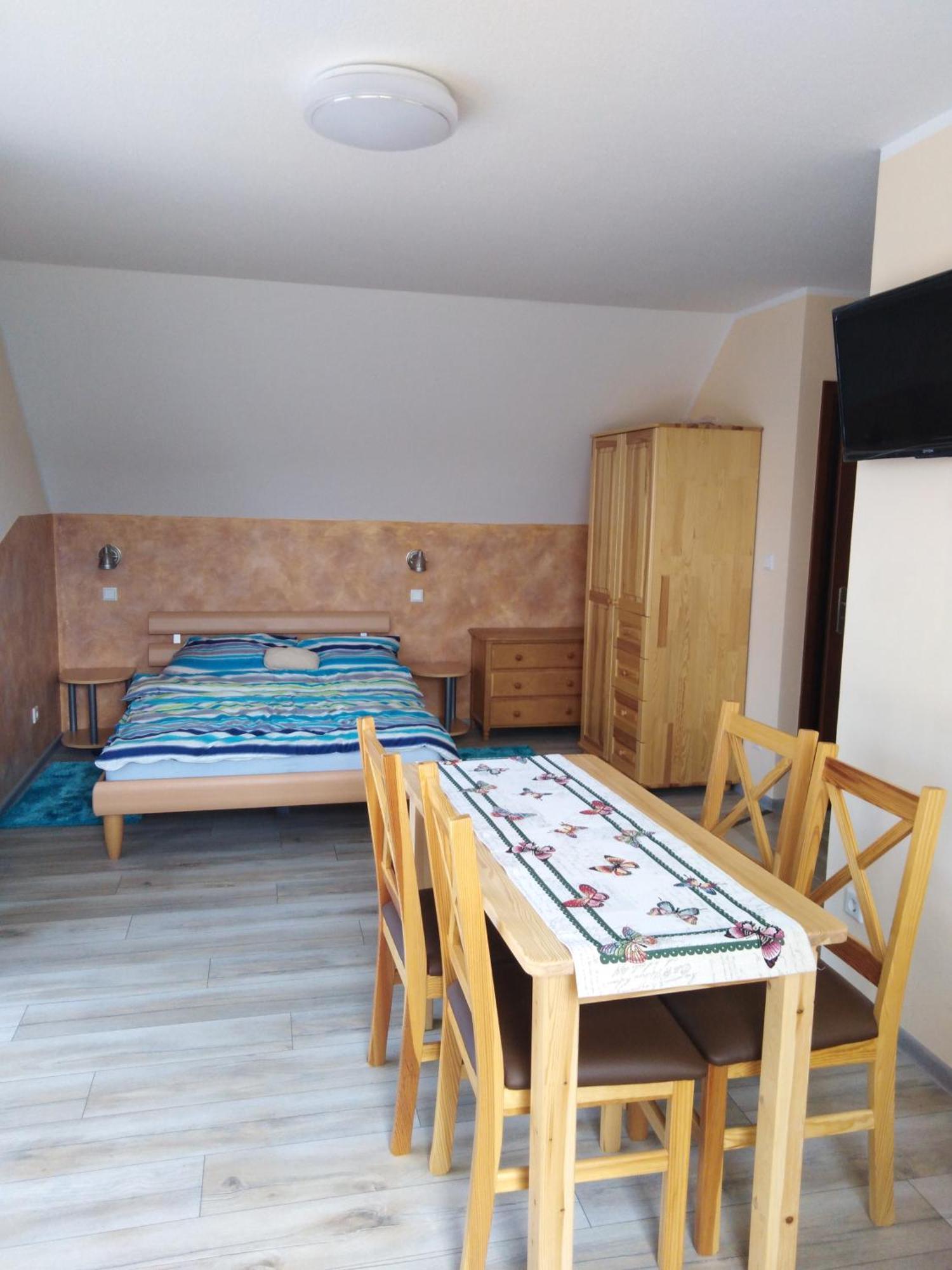 Noclegi U Franka Niedzica Exterior foto